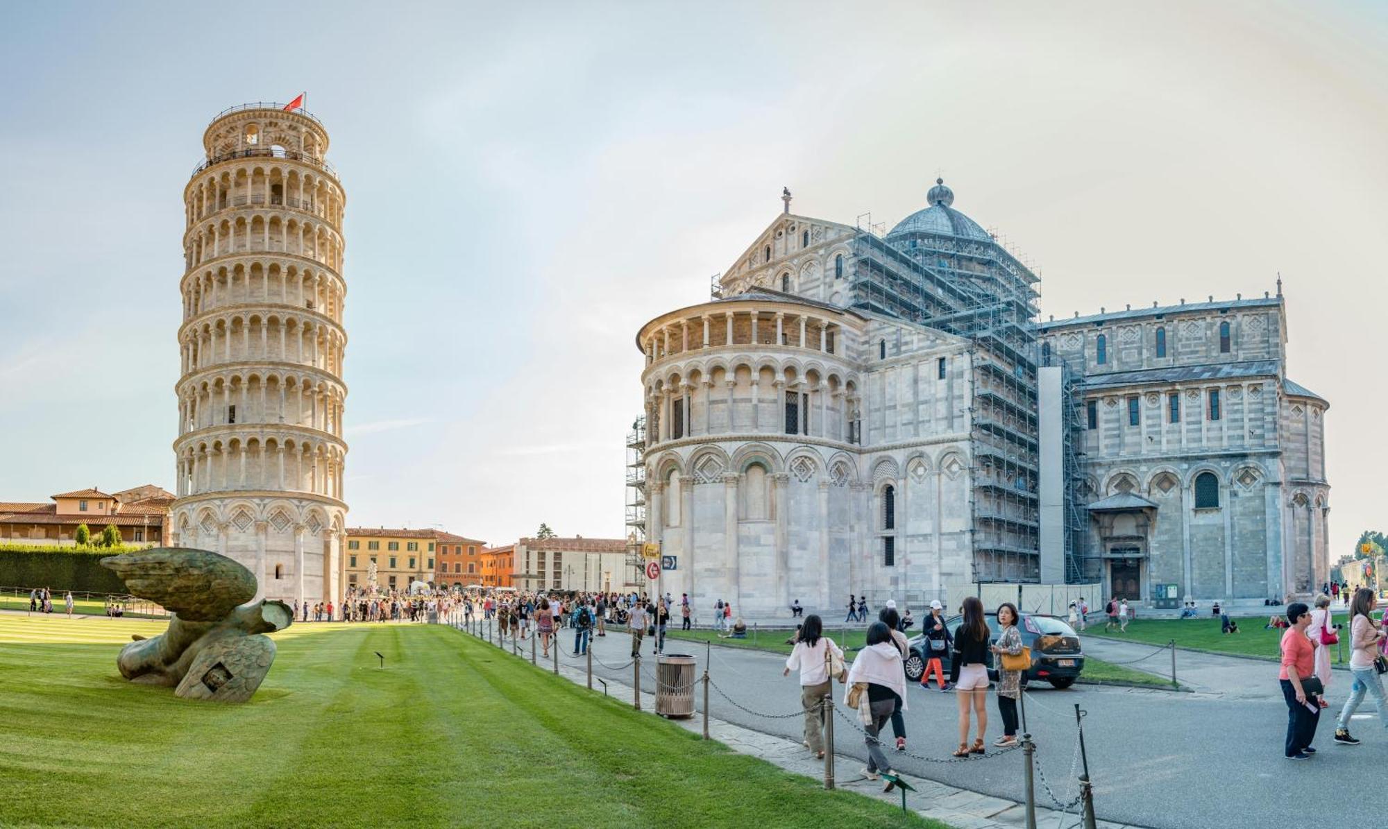 A Due Passi Dai Miracoli Pisa